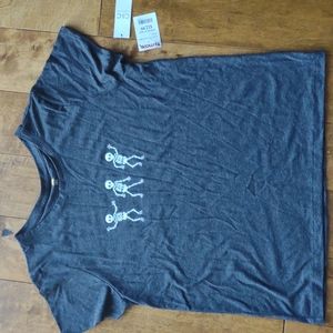 CNC California three dancing little skeleton t-shirt